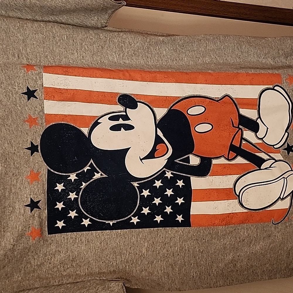Mickey shirt Mens NWT - Picture 4 of 6
